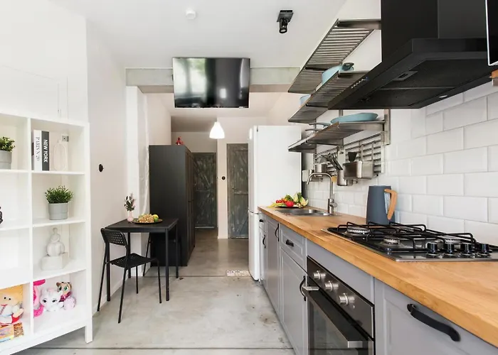 Yellow Affittacamere 3*